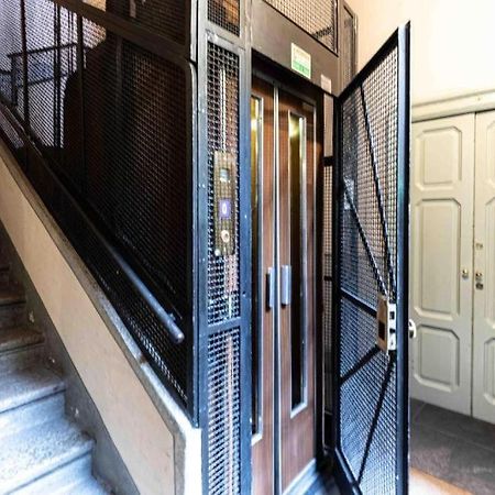 شقة Loft House Via Della Spiga 50 ميلان المظهر الخارجي الصورة