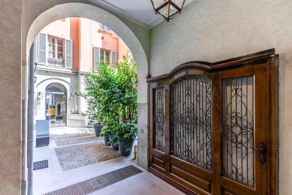 شقة Loft House Via Della Spiga 50 ميلان المظهر الخارجي الصورة
